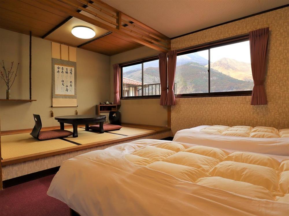 Ryokan Hikarinoie Yufu Extérieur photo